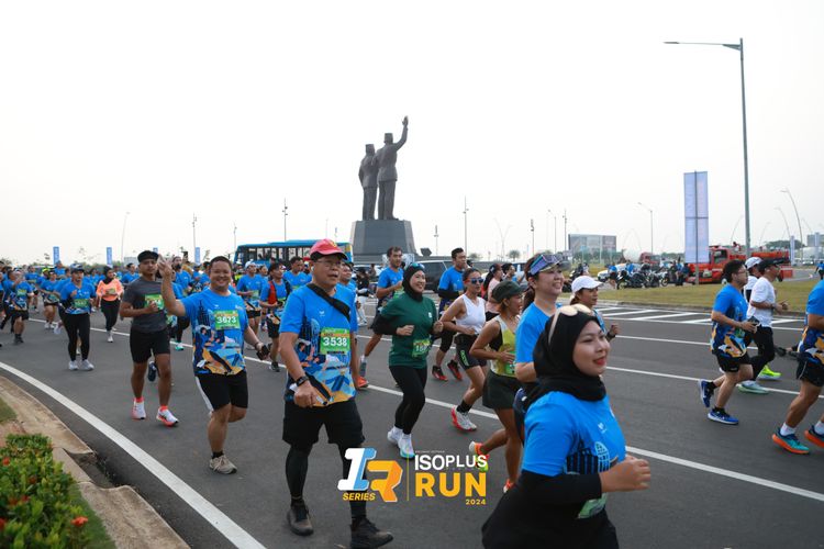 Race photo from ISOPlus Run 2024 Jakarta