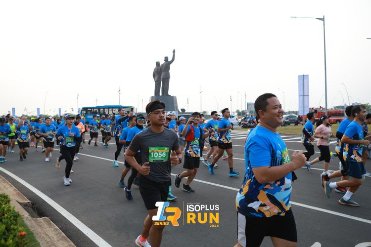 Race photo from ISOPlus Run 2024 Jakarta
