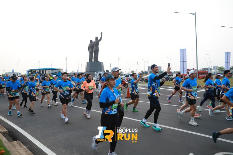 Race photo from ISOPlus Run 2024 Jakarta