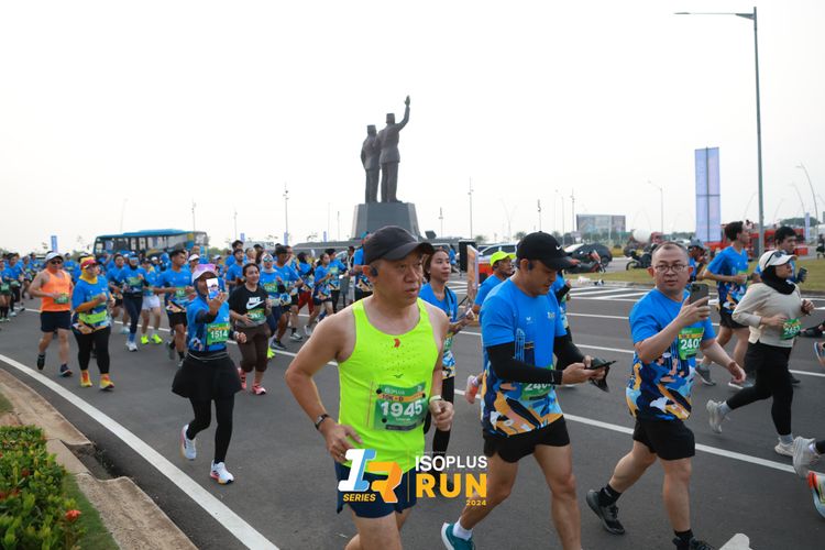 Race photo from ISOPlus Run 2024 Jakarta