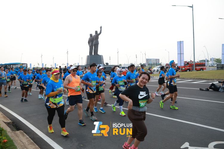 Race photo from ISOPlus Run 2024 Jakarta