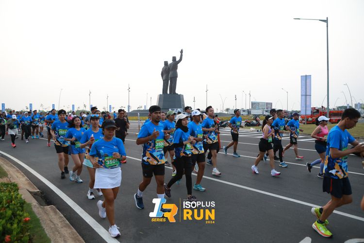 Race photo from ISOPlus Run 2024 Jakarta