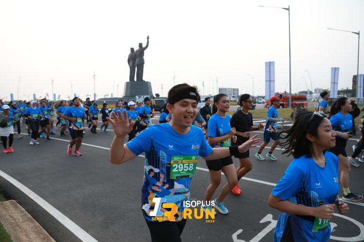 Race photo from ISOPlus Run 2024 Jakarta
