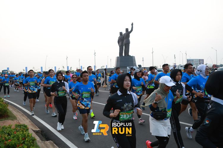 Race photo from ISOPlus Run 2024 Jakarta