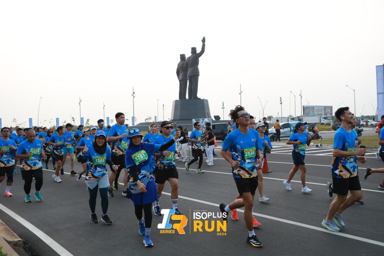 Race photo from ISOPlus Run 2024 Jakarta