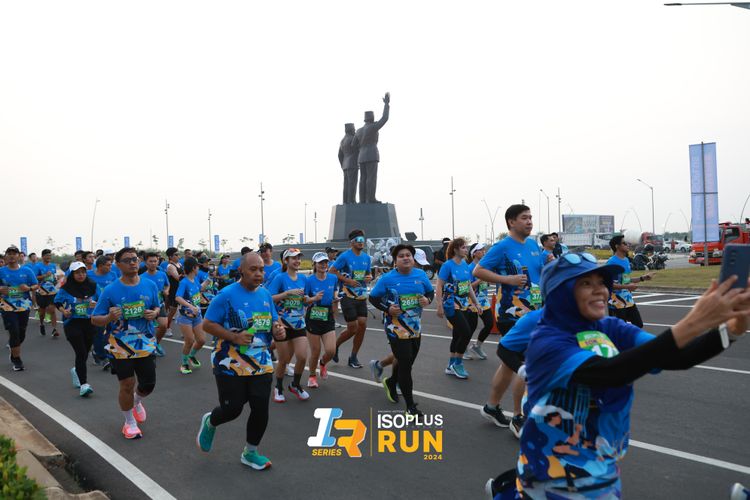 Race photo from ISOPlus Run 2024 Jakarta
