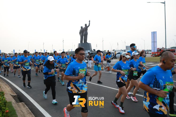Race photo from ISOPlus Run 2024 Jakarta