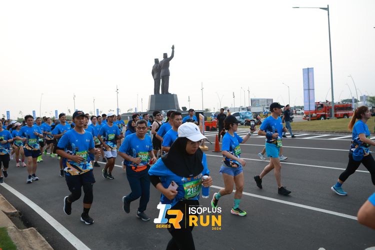 Race photo from ISOPlus Run 2024 Jakarta
