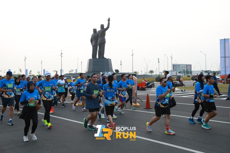 Race photo from ISOPlus Run 2024 Jakarta