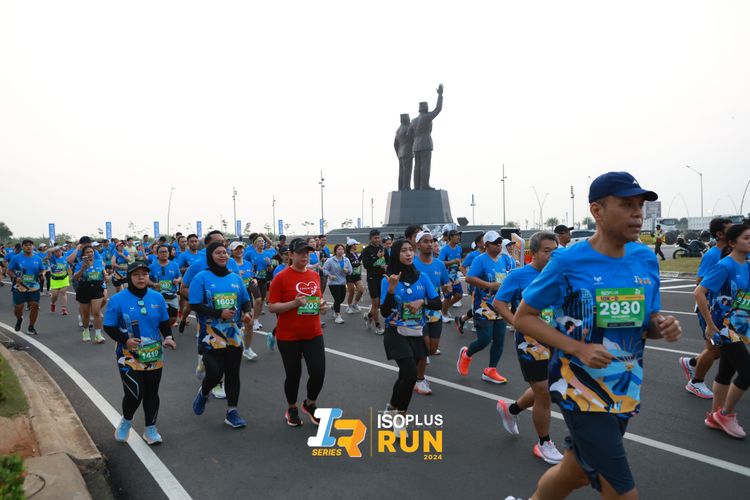 Race photo from ISOPlus Run 2024 Jakarta