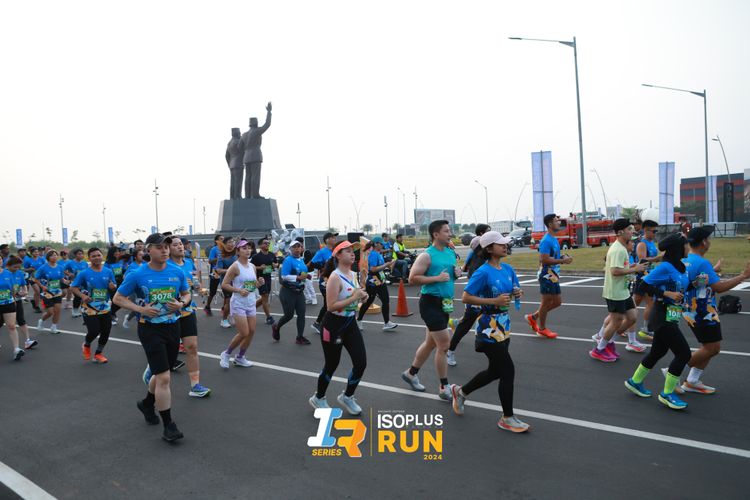 Race photo from ISOPlus Run 2024 Jakarta