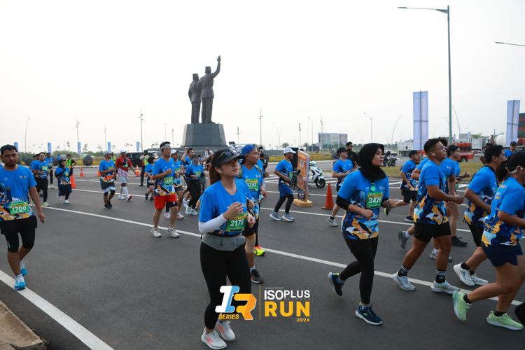 Race photo from ISOPlus Run 2024 Jakarta