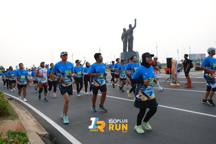 Race photo from ISOPlus Run 2024 Jakarta