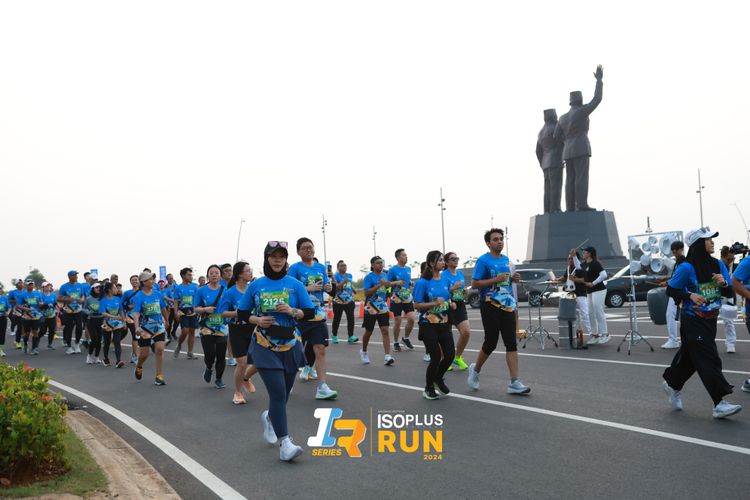 Race photo from ISOPlus Run 2024 Jakarta