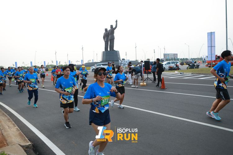 Race photo from ISOPlus Run 2024 Jakarta