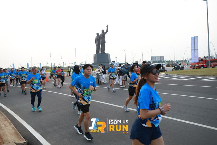 Race photo from ISOPlus Run 2024 Jakarta