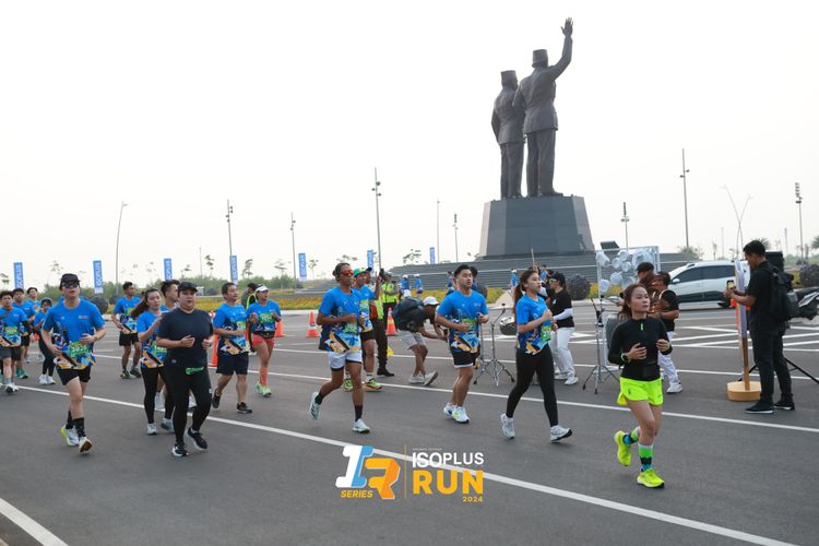 Race photo from ISOPlus Run 2024 Jakarta