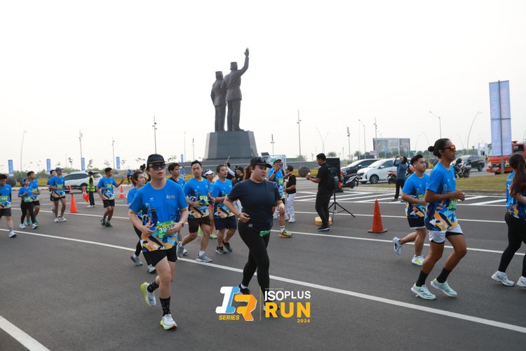 Race photo from ISOPlus Run 2024 Jakarta