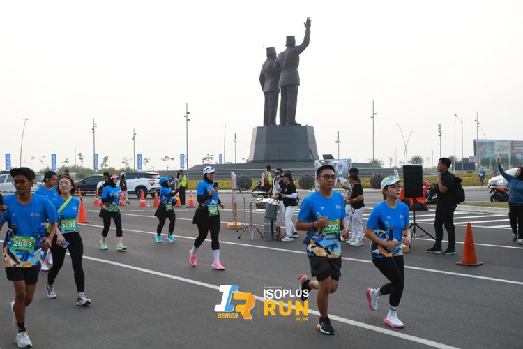 Race photo from ISOPlus Run 2024 Jakarta