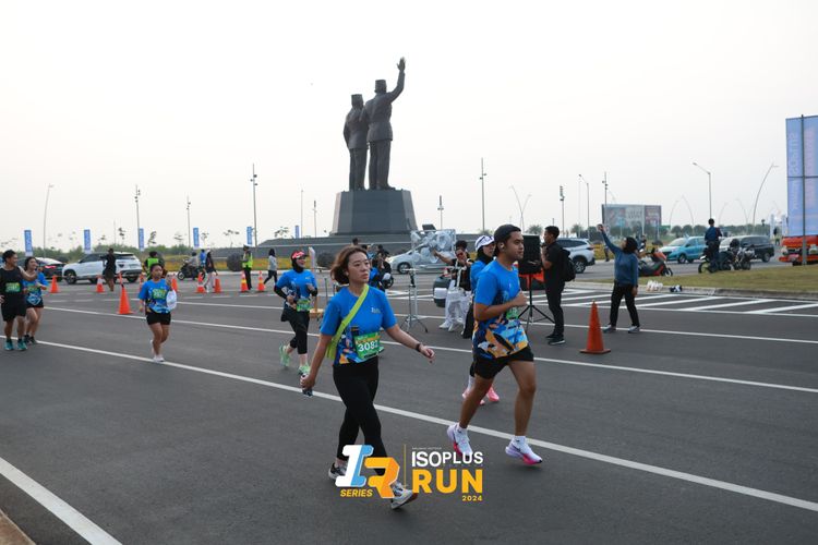 Race photo from ISOPlus Run 2024 Jakarta