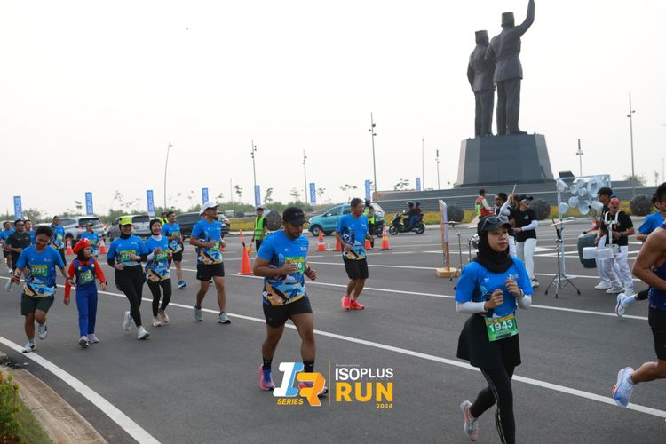 Race photo from ISOPlus Run 2024 Jakarta