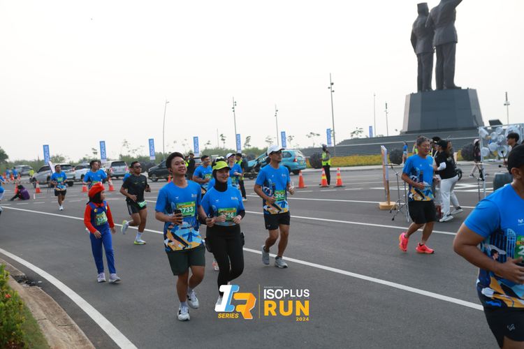 Race photo from ISOPlus Run 2024 Jakarta