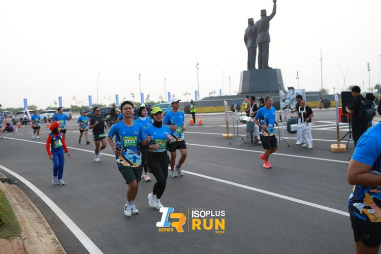 Race photo from ISOPlus Run 2024 Jakarta