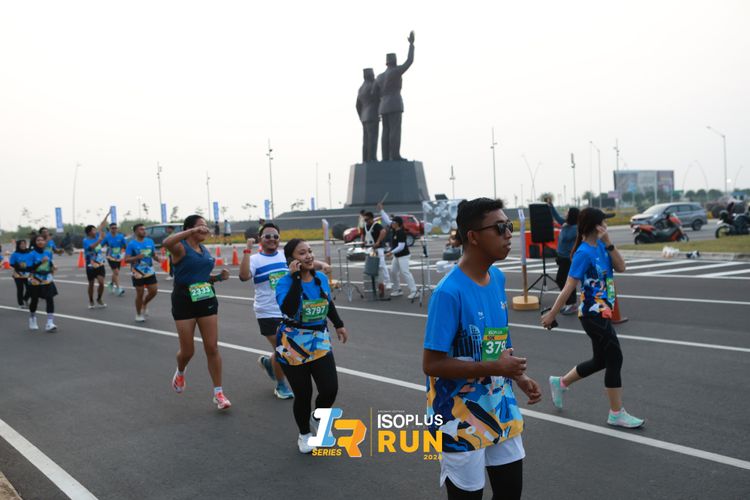 Race photo from ISOPlus Run 2024 Jakarta