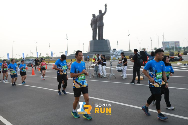 Race photo from ISOPlus Run 2024 Jakarta