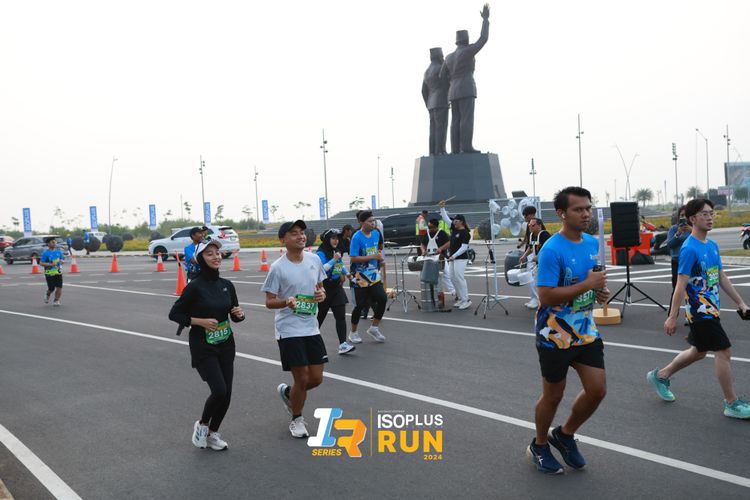 Race photo from ISOPlus Run 2024 Jakarta