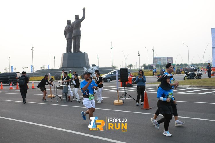 Race photo from ISOPlus Run 2024 Jakarta