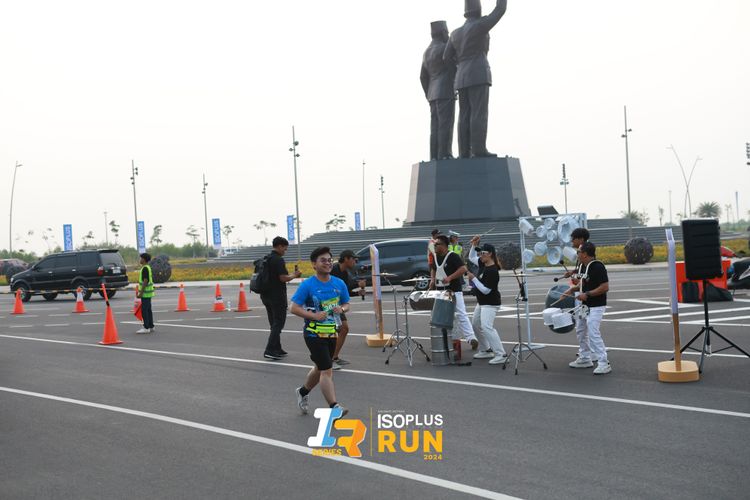 Race photo from ISOPlus Run 2024 Jakarta