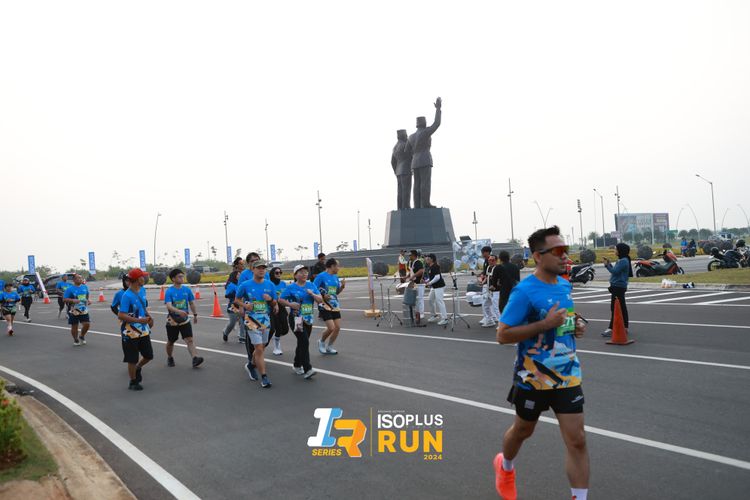 Race photo from ISOPlus Run 2024 Jakarta