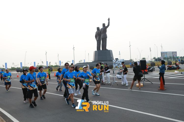 Race photo from ISOPlus Run 2024 Jakarta
