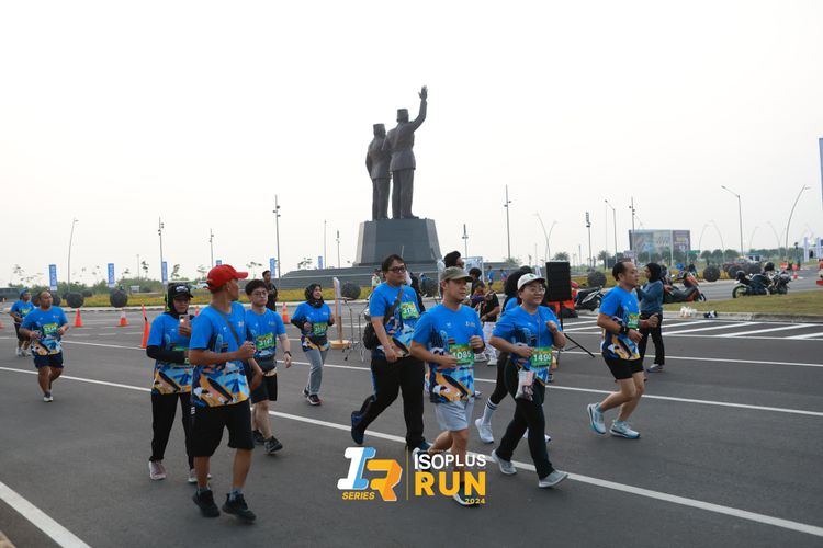 Race photo from ISOPlus Run 2024 Jakarta