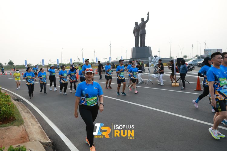 Race photo from ISOPlus Run 2024 Jakarta