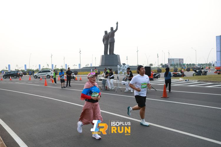 Race photo from ISOPlus Run 2024 Jakarta