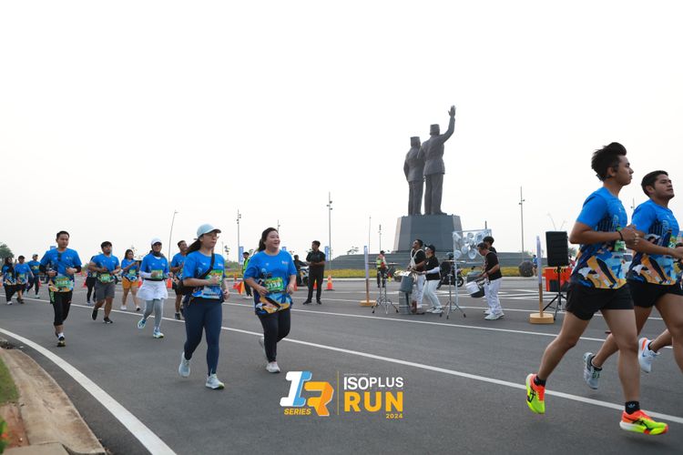 Race photo from ISOPlus Run 2024 Jakarta