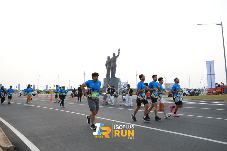 Race photo from ISOPlus Run 2024 Jakarta