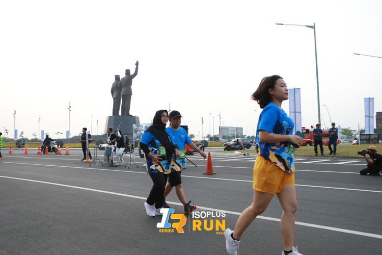 Race photo from ISOPlus Run 2024 Jakarta