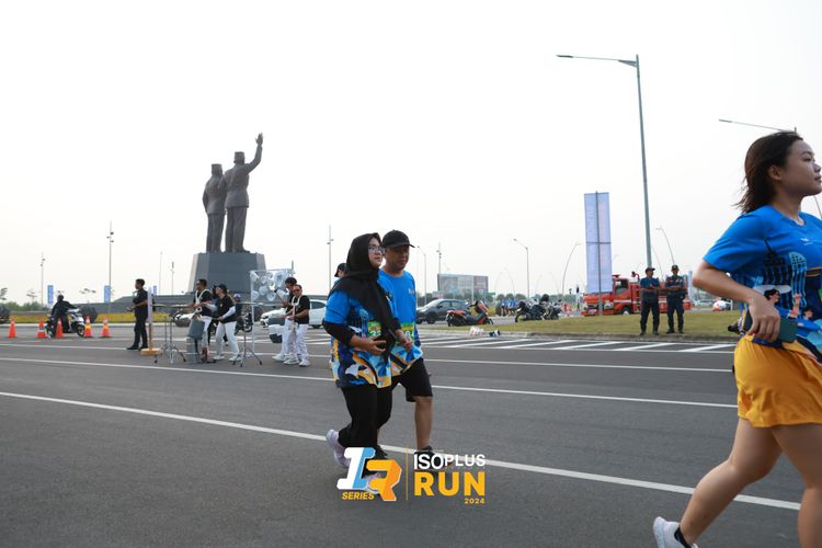 Race photo from ISOPlus Run 2024 Jakarta
