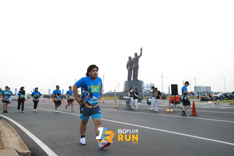 Race photo from ISOPlus Run 2024 Jakarta