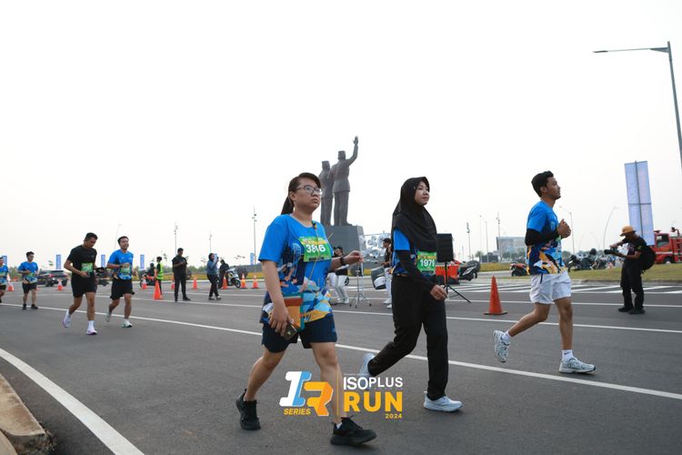 Race photo from ISOPlus Run 2024 Jakarta