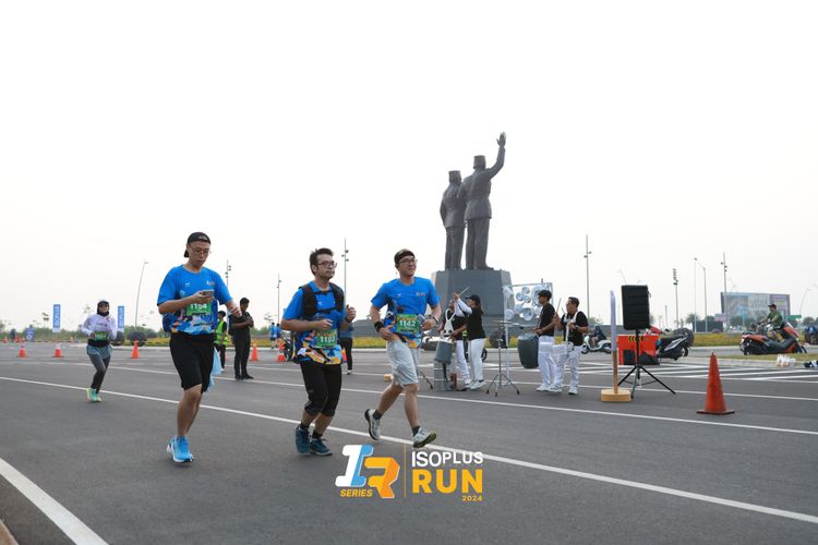 Race photo from ISOPlus Run 2024 Jakarta