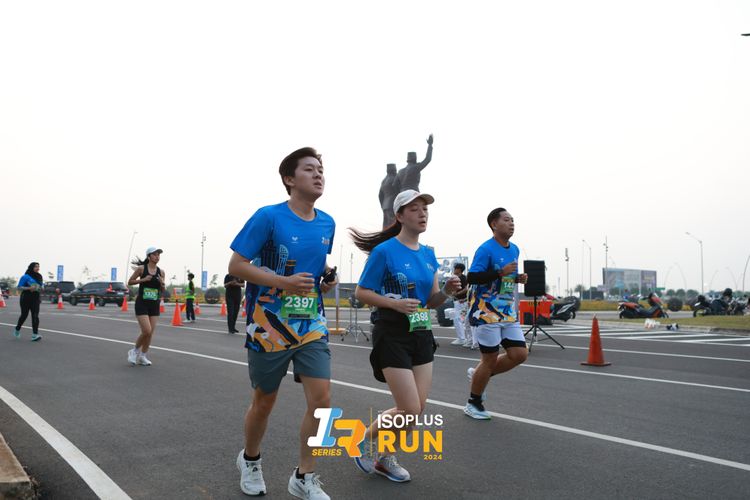 Race photo from ISOPlus Run 2024 Jakarta