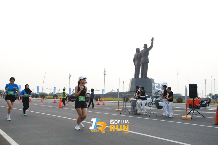 Race photo from ISOPlus Run 2024 Jakarta
