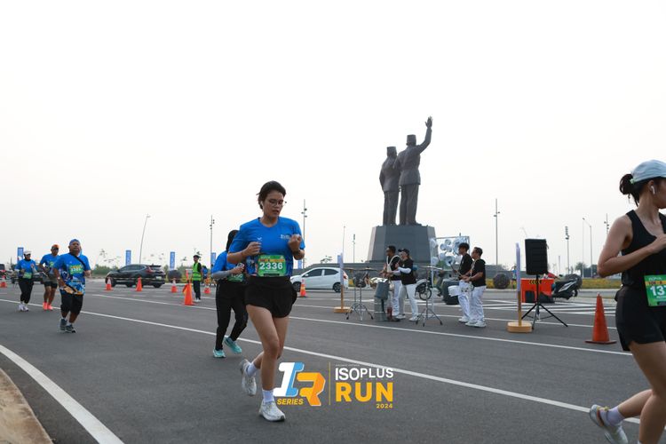 Race photo from ISOPlus Run 2024 Jakarta