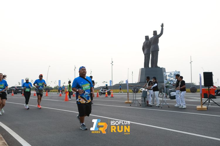 Race photo from ISOPlus Run 2024 Jakarta