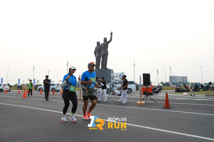 Race photo from ISOPlus Run 2024 Jakarta