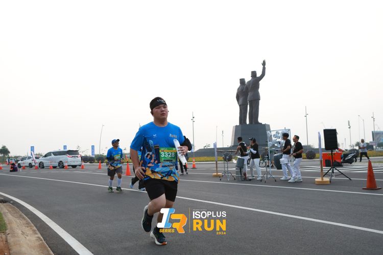 Race photo from ISOPlus Run 2024 Jakarta